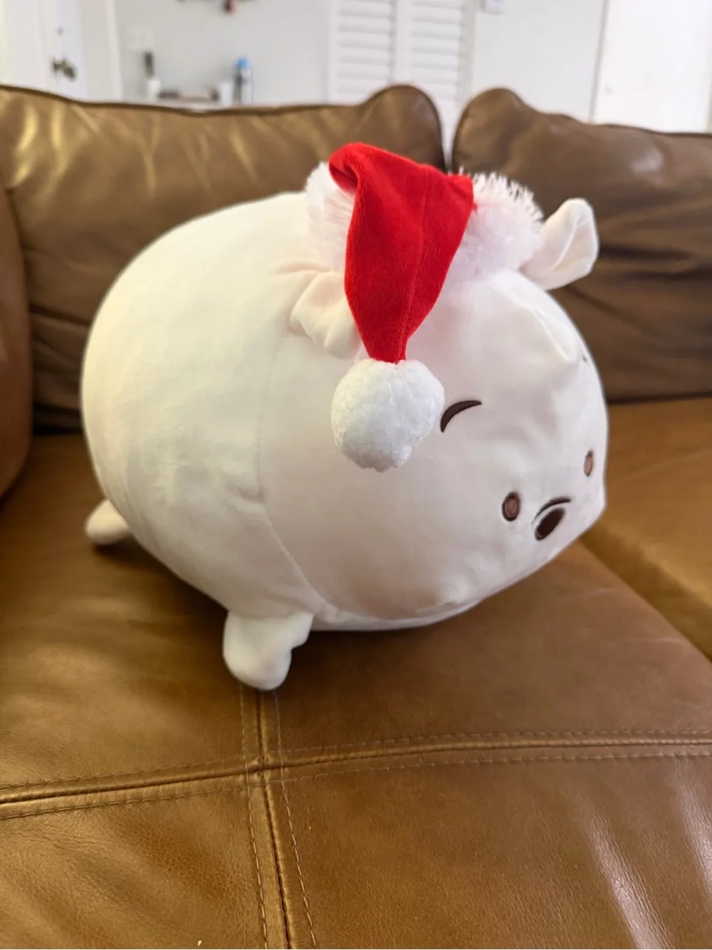 Bun Bun Stackable White Polar Bear with Santa Hat Red